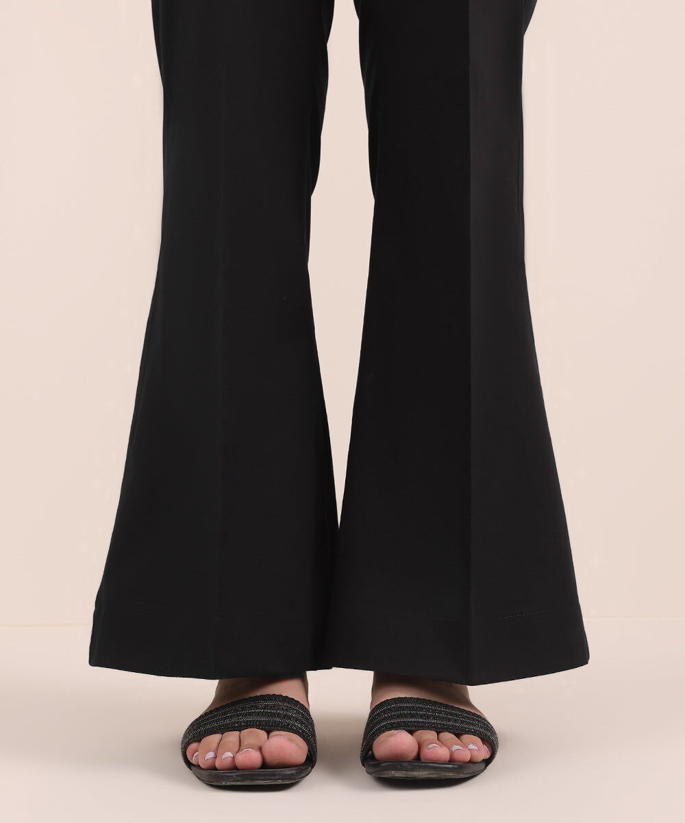 ATM26201 | Solid Cotton Boot-Cut Pant