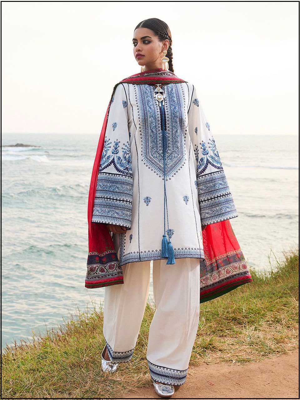 Jazmin - 3PC EMBROIDERED LUXURY LAWN SUIT