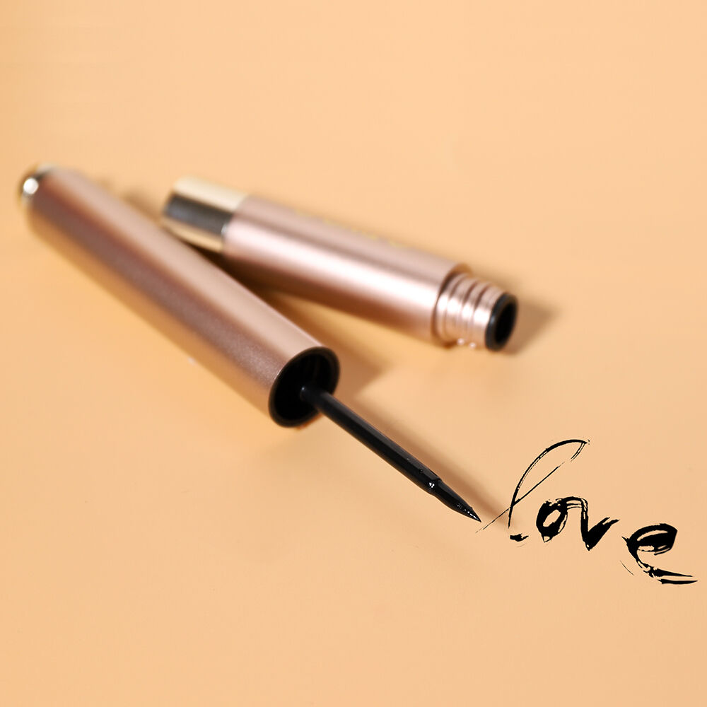 O.TWO.O Waterproof Liquid Eyeliner