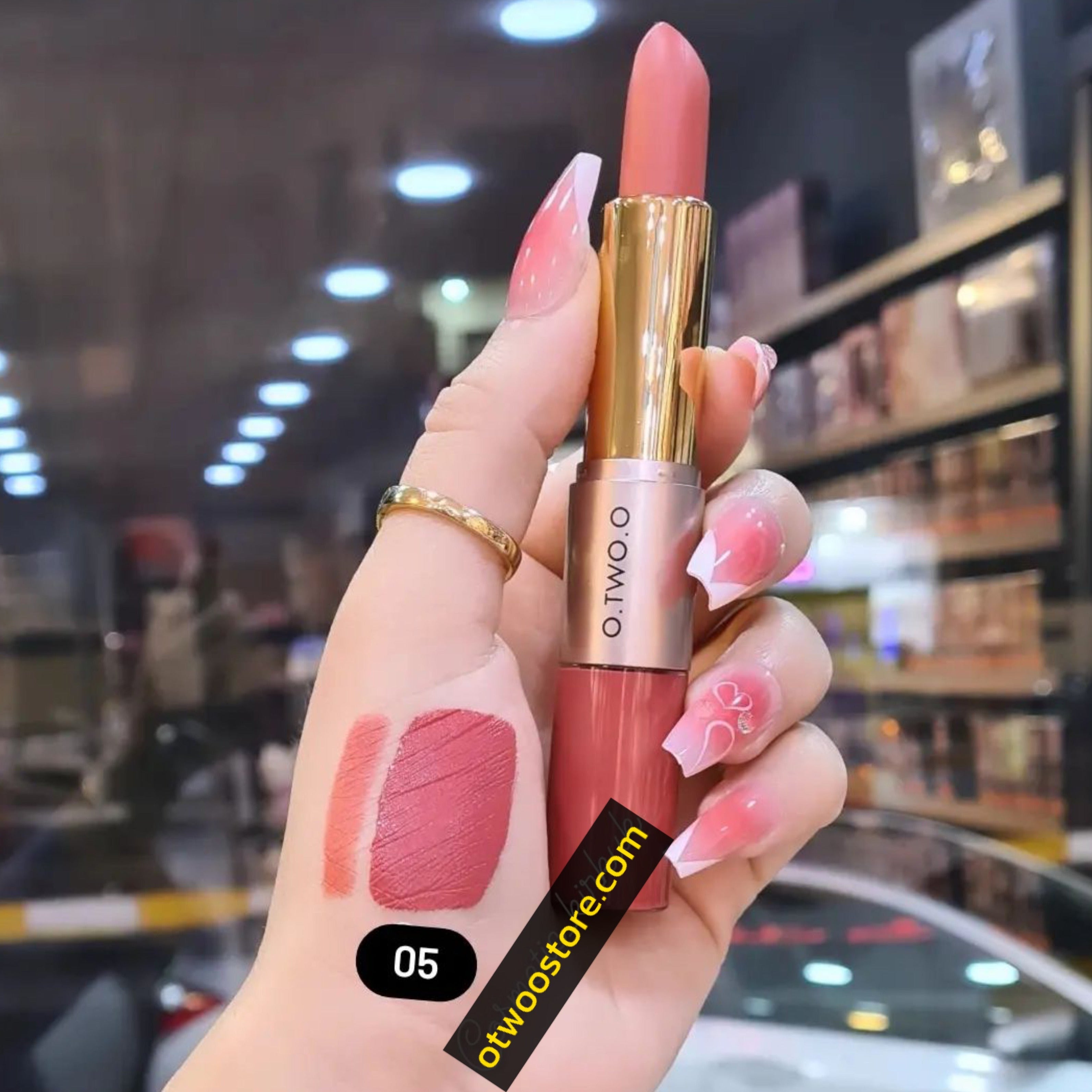 O.TWO.O 2in1 Lipstick & Lip gloss