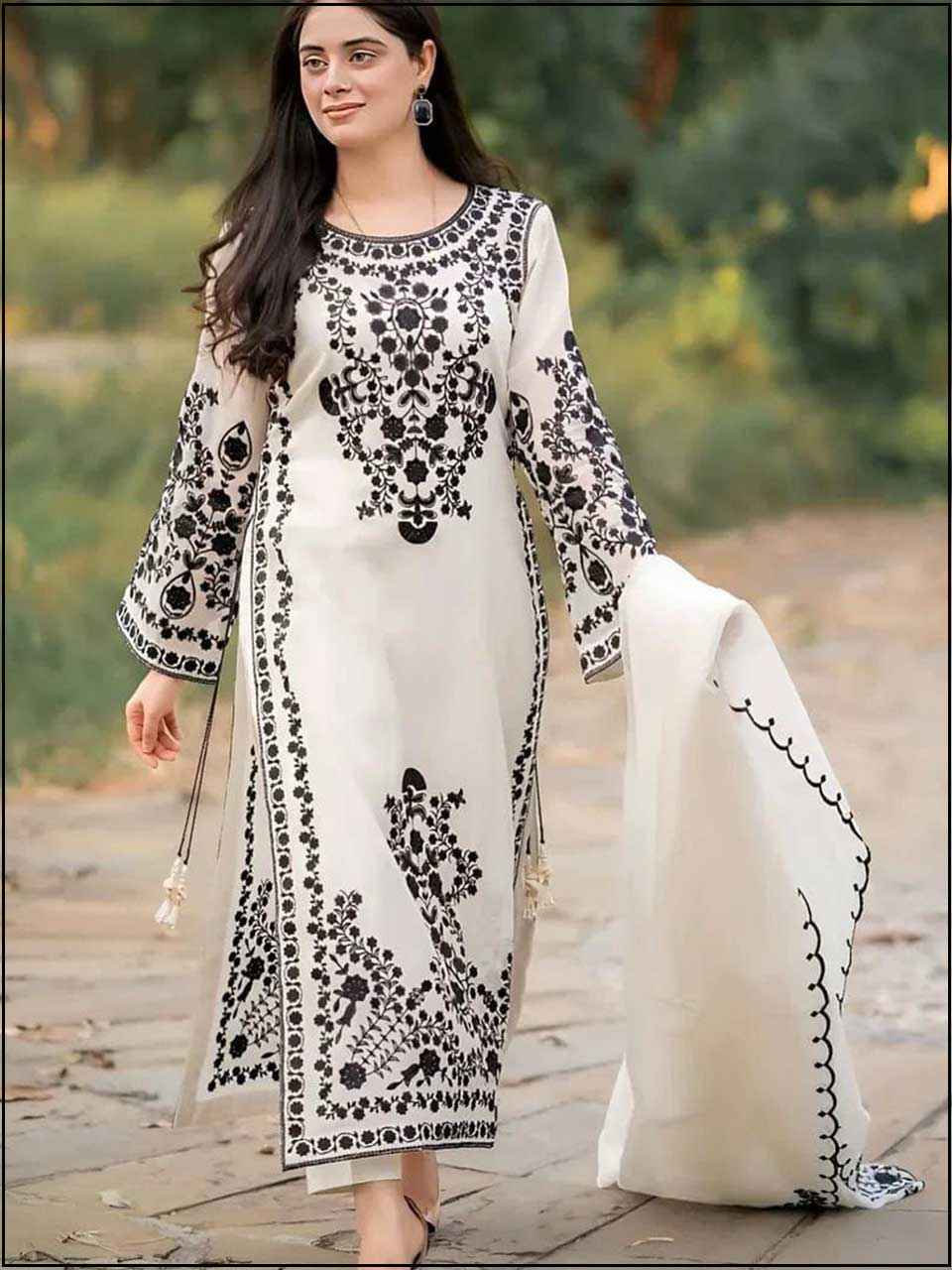 ATM26105 | Asim Jofa - 3PC EMBROIDERED LUXURY LAWN Readymade SUIT