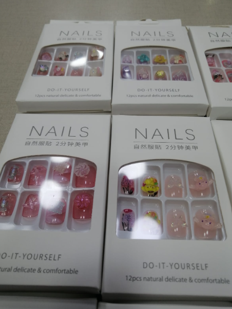 Press-On Nails Set 12 Pcs - view 3