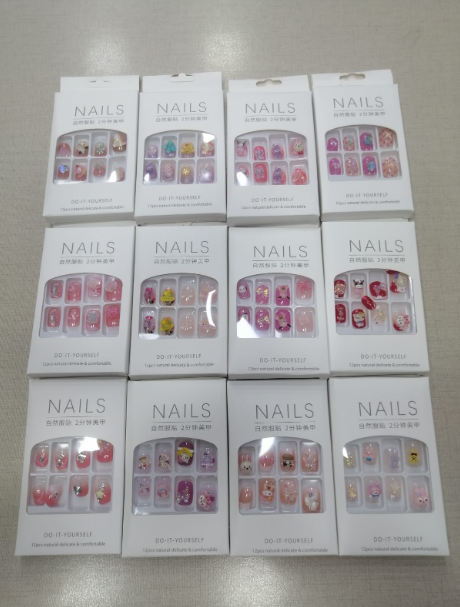 Press-On Nails Set 12 Pcs