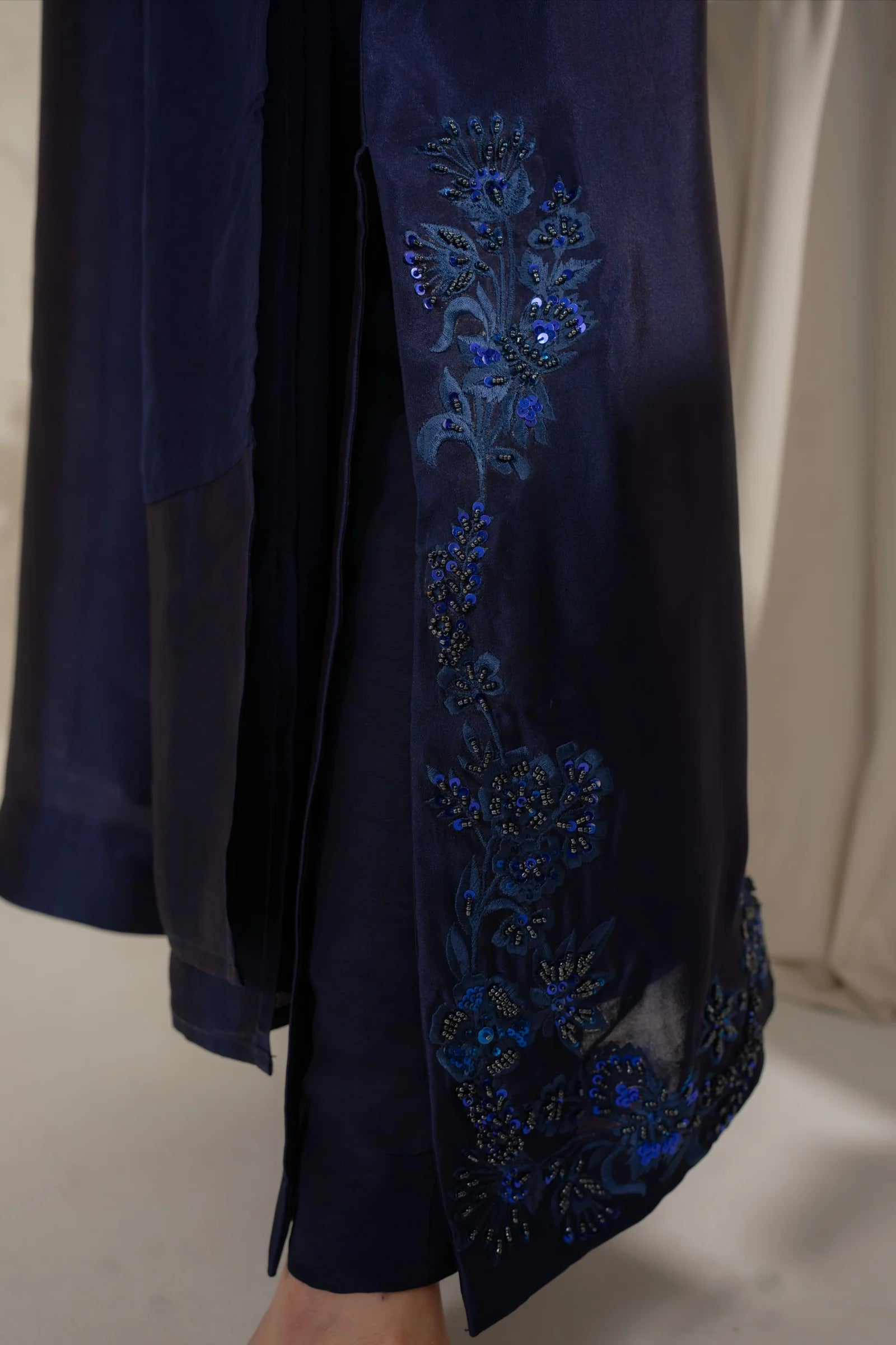 ATM26137 | Pakistani Designer 3 Piece Readymade Partywear Suit