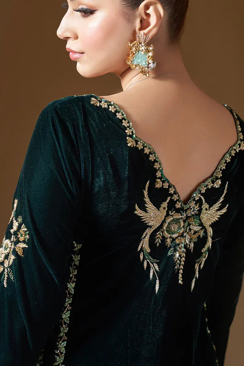 ATM26148 | Pakistani Designer Ready To Wear Velvet 3 Piece Suit