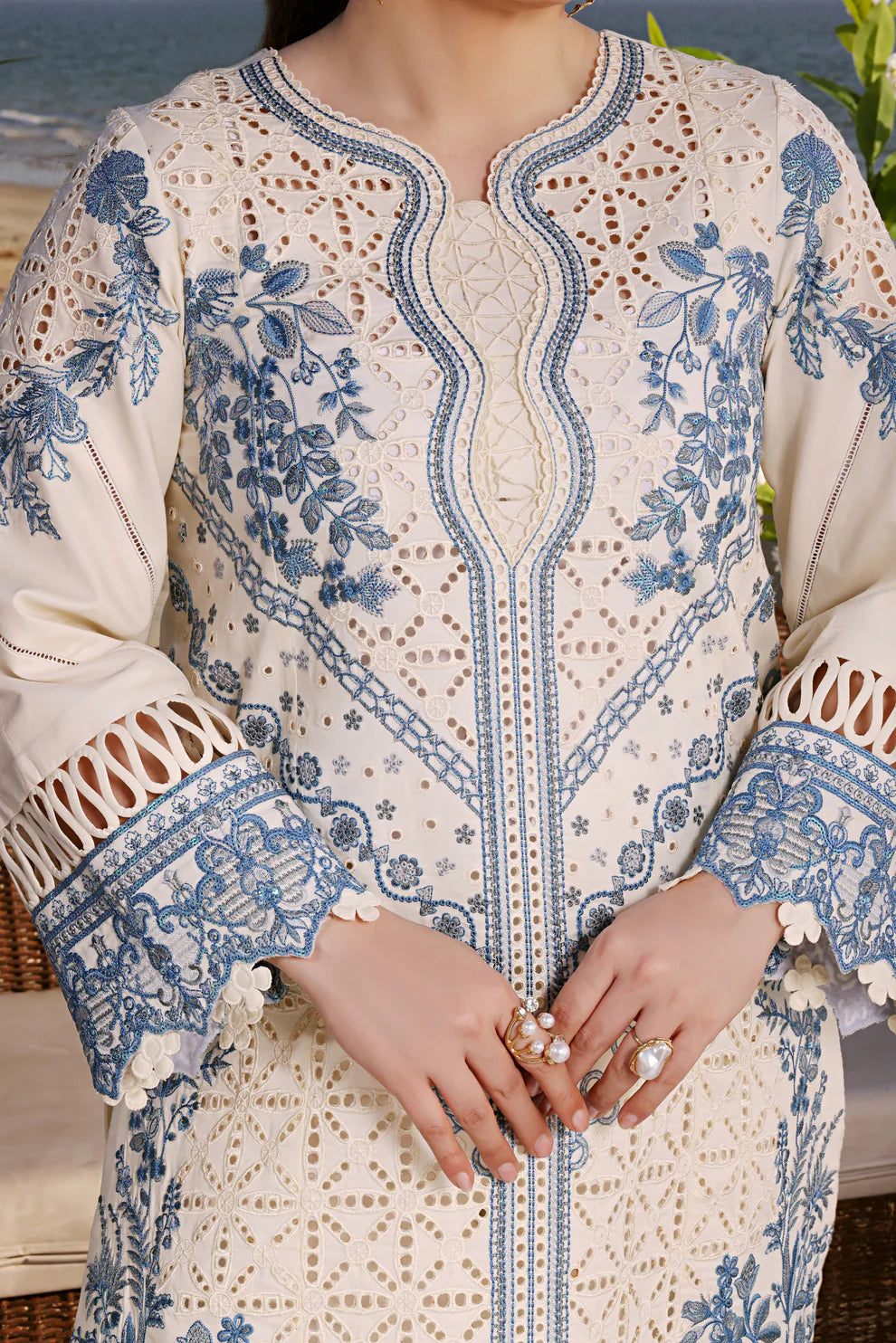 ATM26189 | Pakistani Designer Aneelas Inspired Ready To Wear Luxury Lawn 3 Piece Suit
