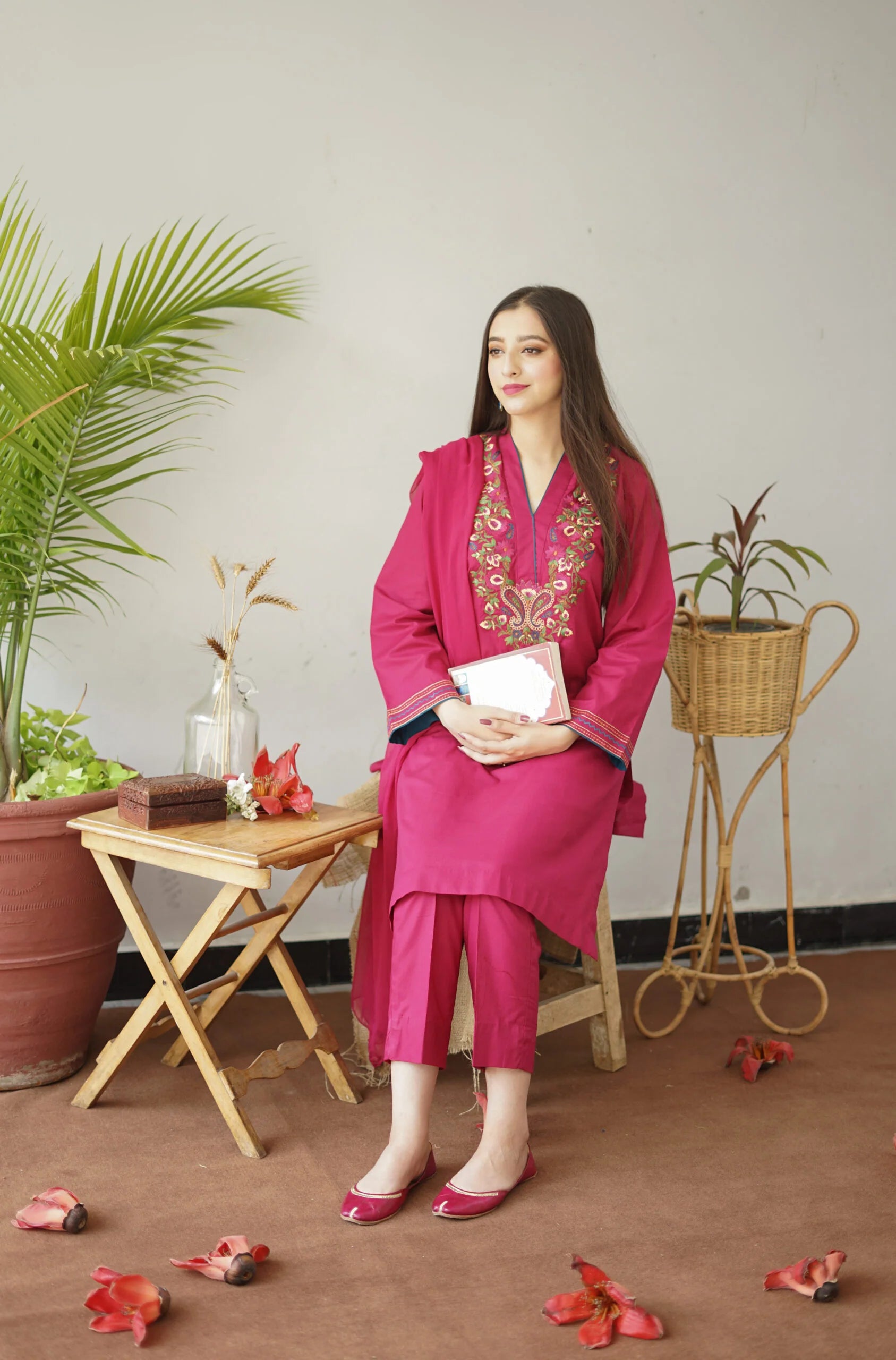 ATM26193 | Pakistani Designer Aisling  Ready To Wear Luxury Lawn 3 Piece Suit