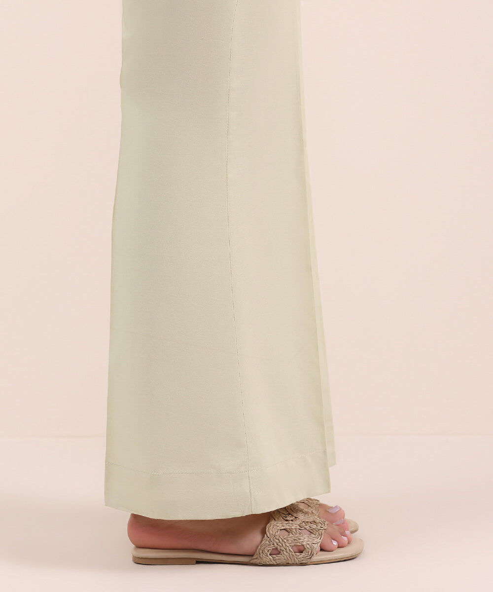 ATM26198 | Solid Cotton Boot-Cut Pant