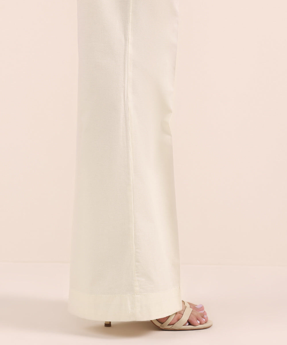 ATM26199 | Solid Cotton Boot-Cut Pant