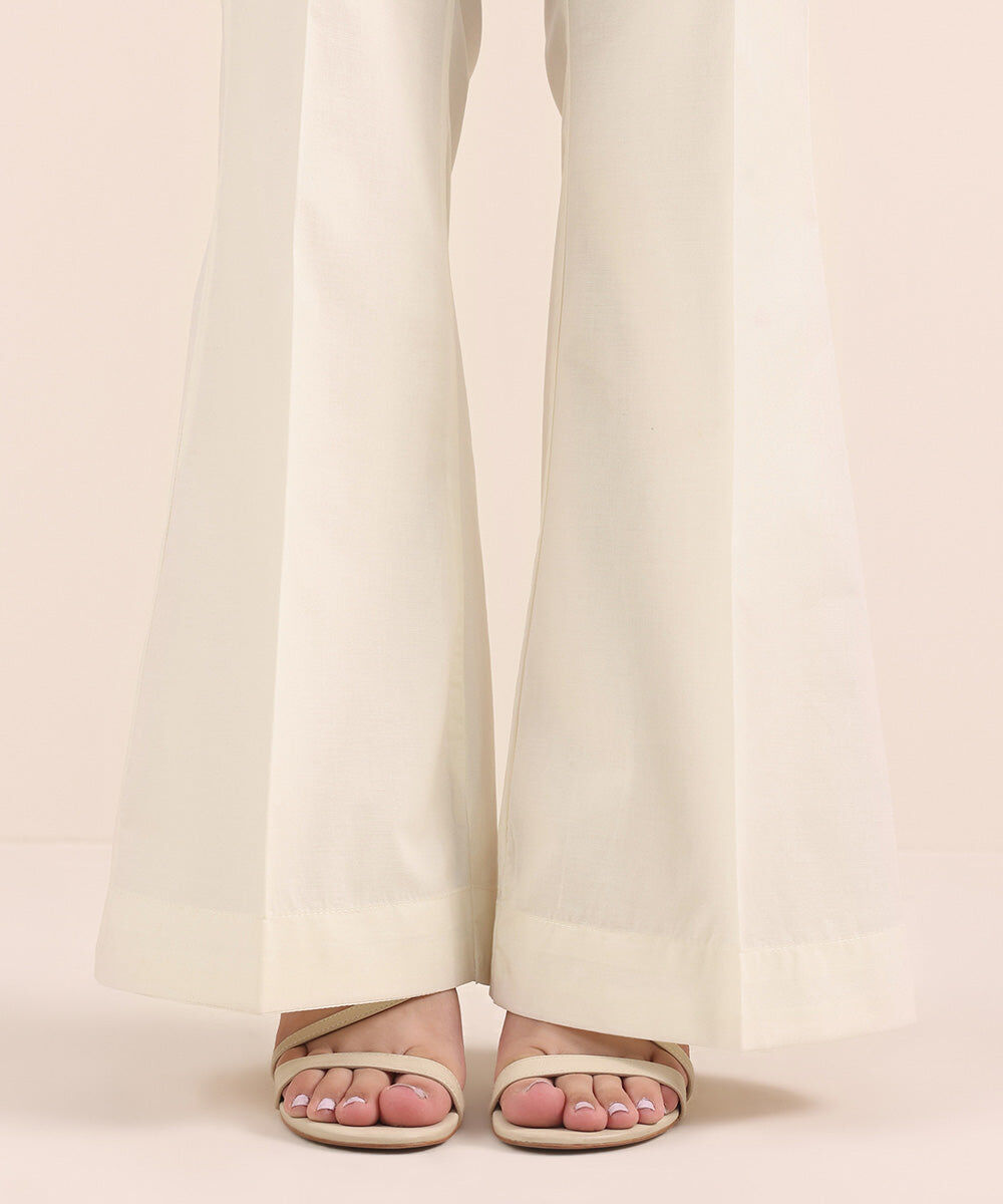ATM26199 | Solid Cotton Boot-Cut Pant
