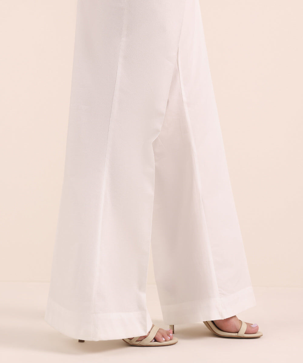 ATM26200 | Solid Cotton Boot-Cut Pant