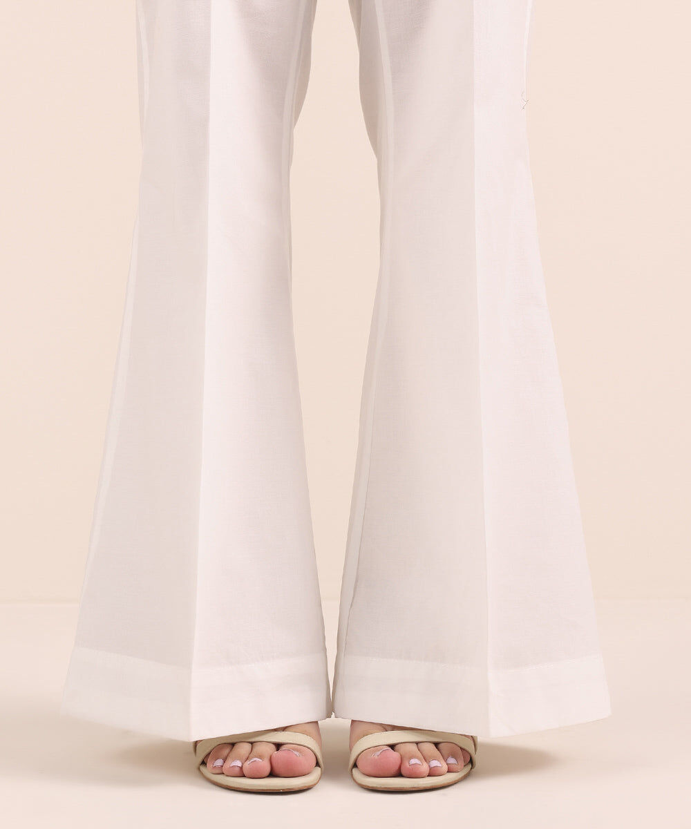 ATM26200 | Solid Cotton Boot-Cut Pant