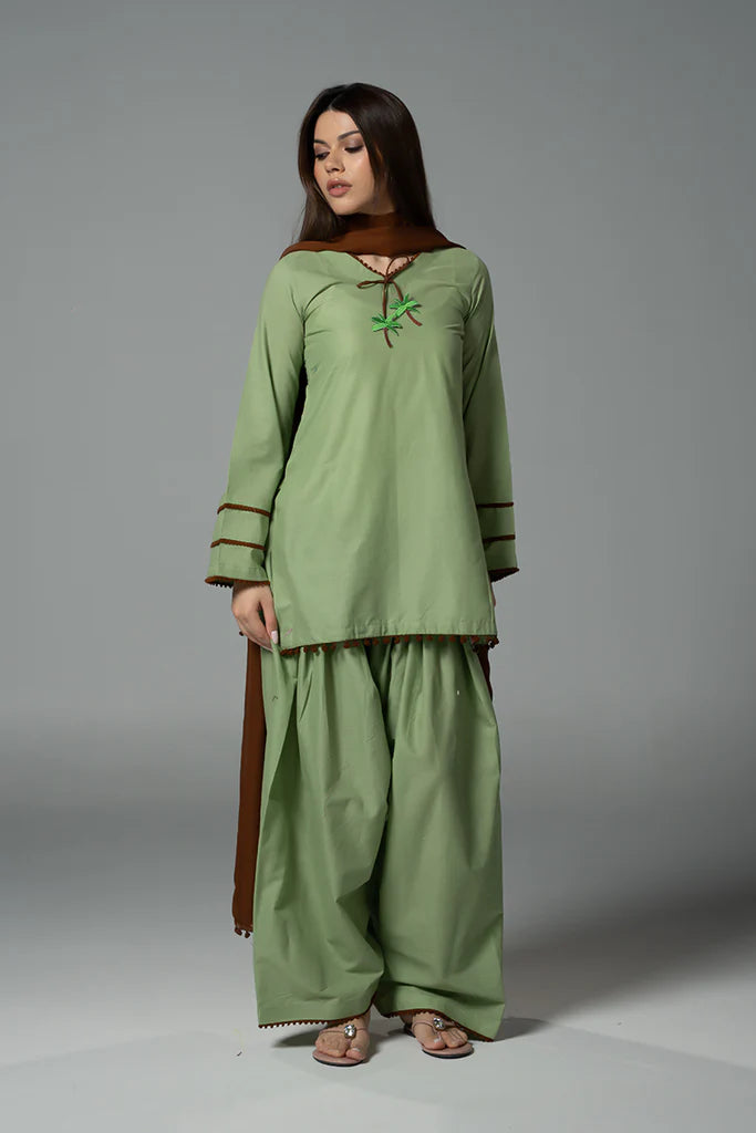 ATM26217 | The Green Cotton Short Shirt Paired With Farshi Shalwar