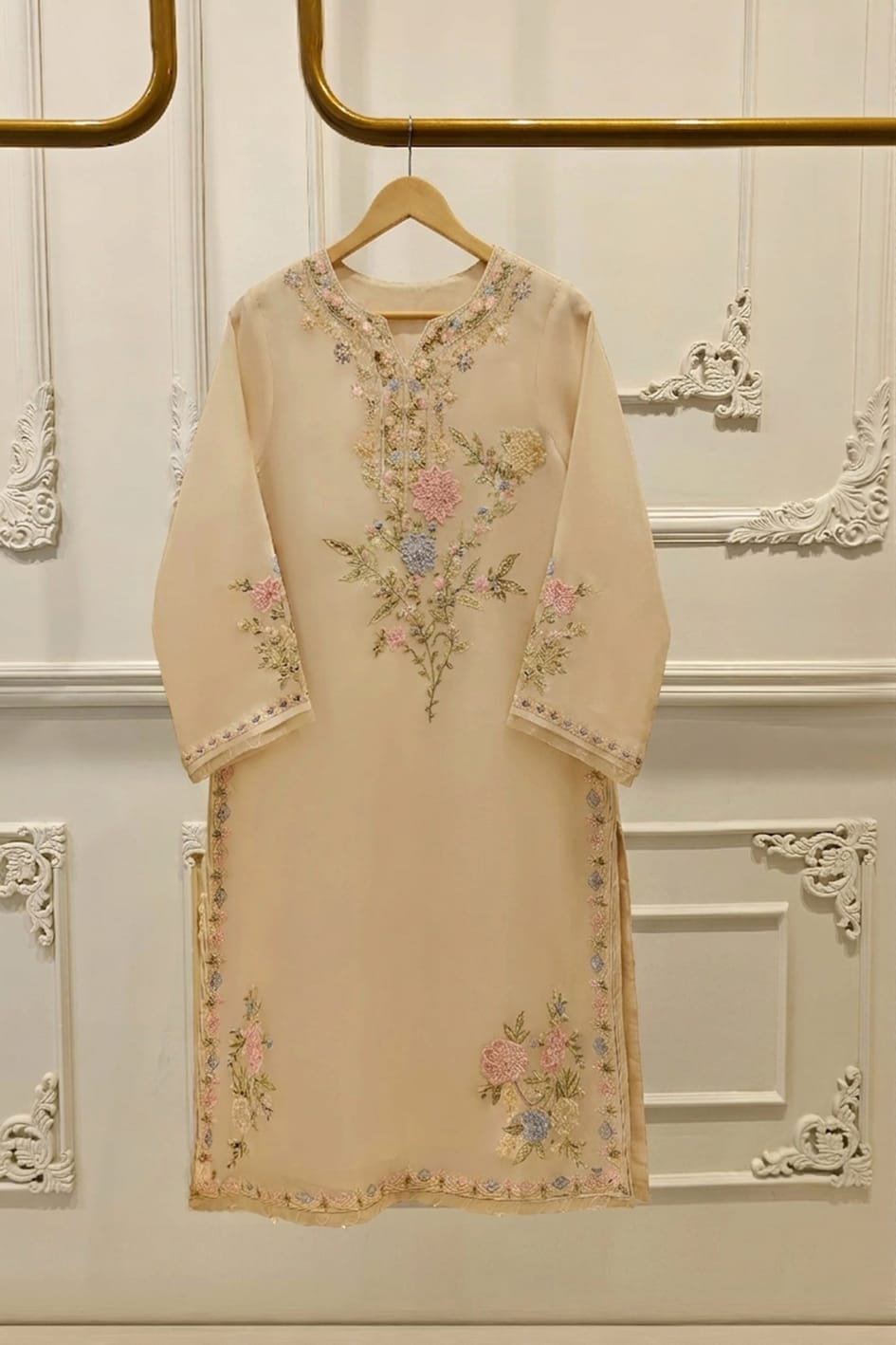 ATM26227 | Pakistani Designer Agha Noor Inspired Ready To Wear Luxury Lawn 2 Piece Suit