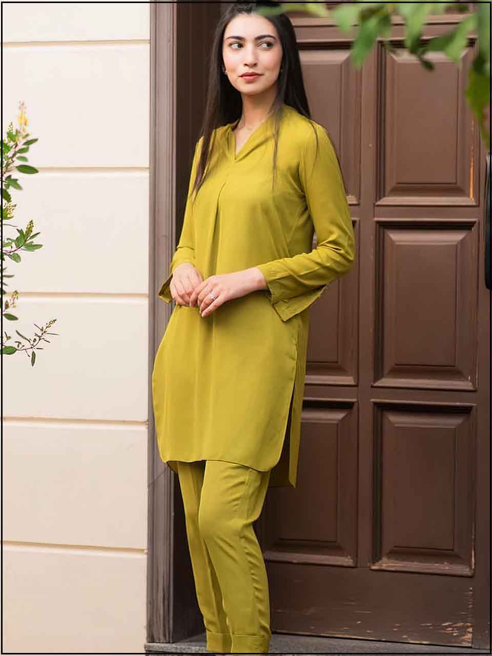 ATM1105 | Emerald Green 2-Piece Luxe Cotton Readymade Suit