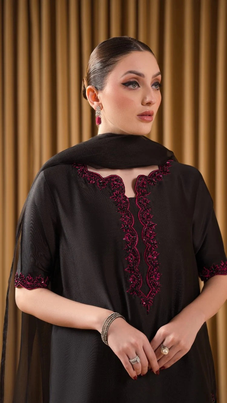 ATM25032 | Shadow Rose Set