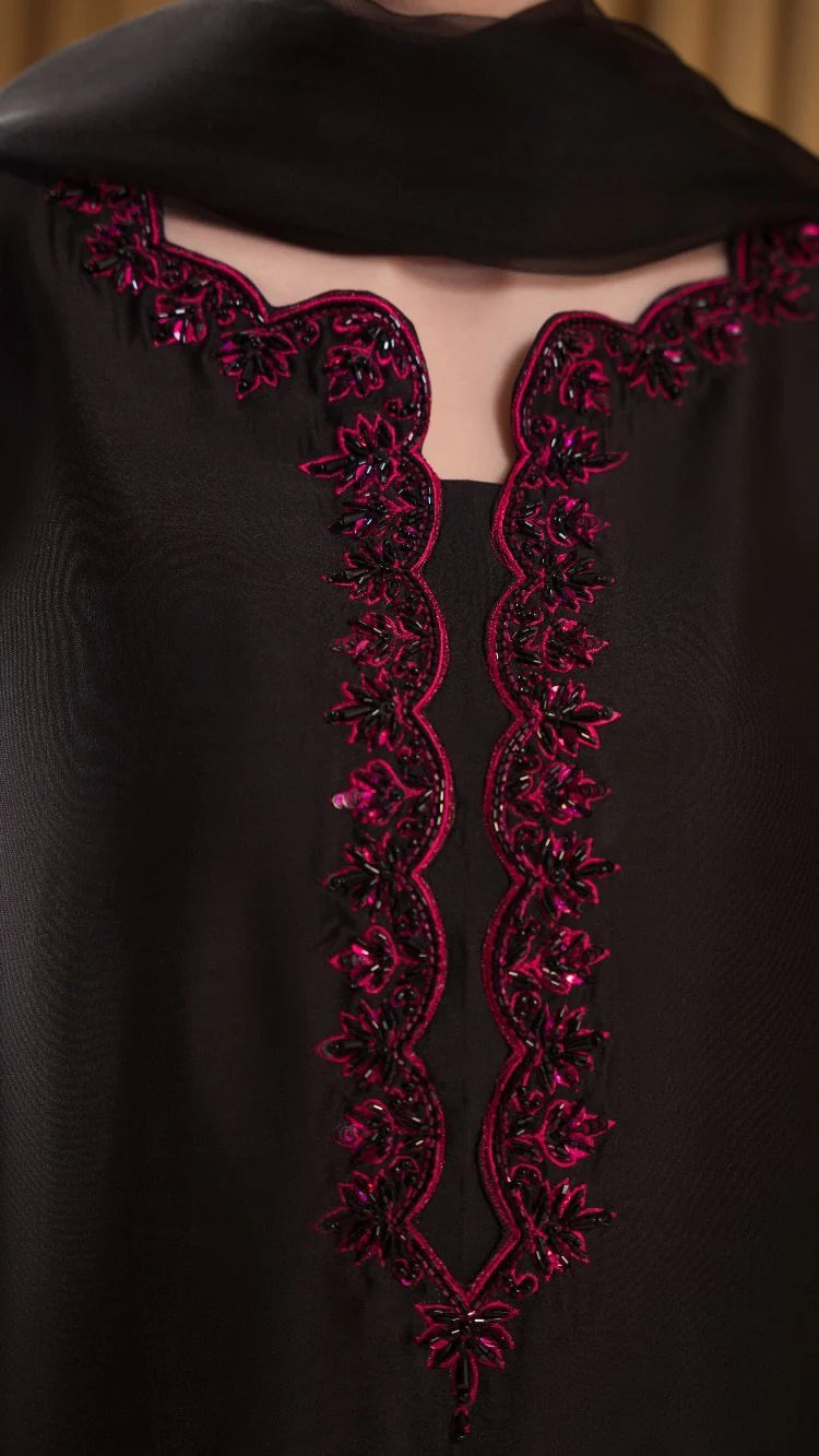 ATM25032 | Shadow Rose Set