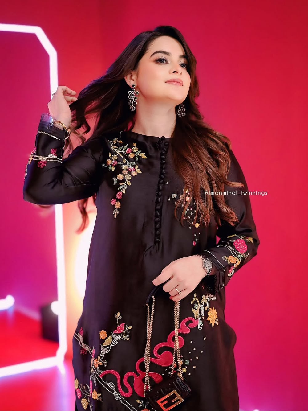 Dhanak 2 Piece Floral Embroidered Suit Black