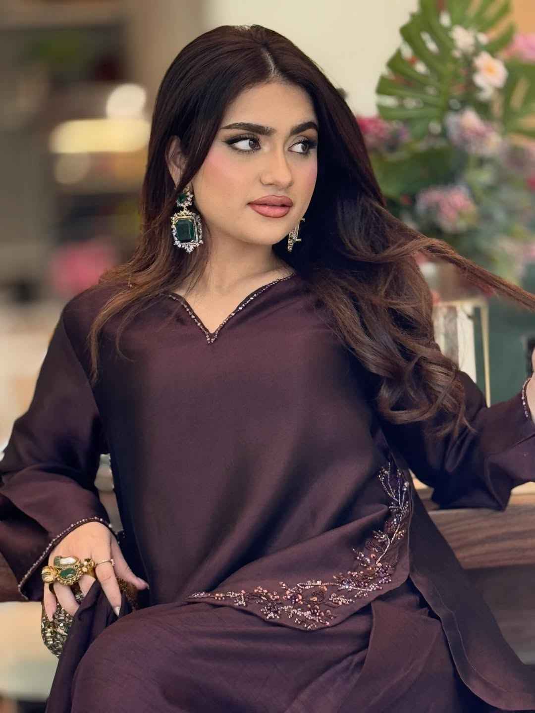 ATM25028 | Zardozi